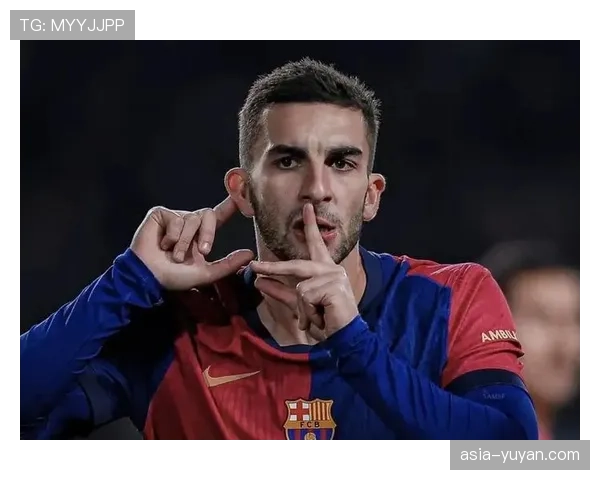 实时：国家德比，巴萨前锋费兰-托雷斯射门中柱